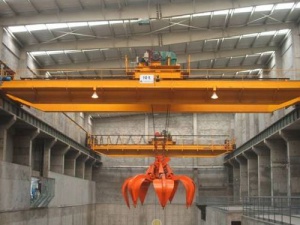 雙梁抓斗起重機(jī)